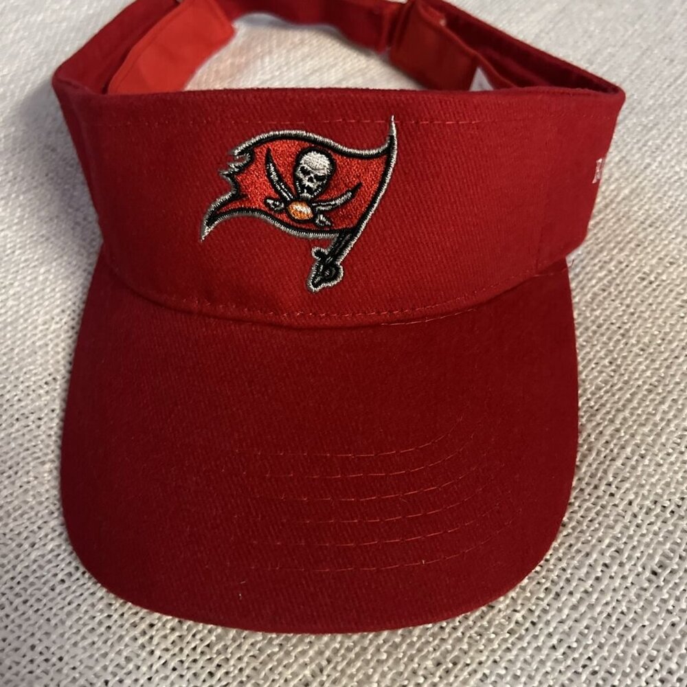 NFL Tampa Bay Buccaneers Visor Men Raymond James Skull Flag Hat Cap Golf